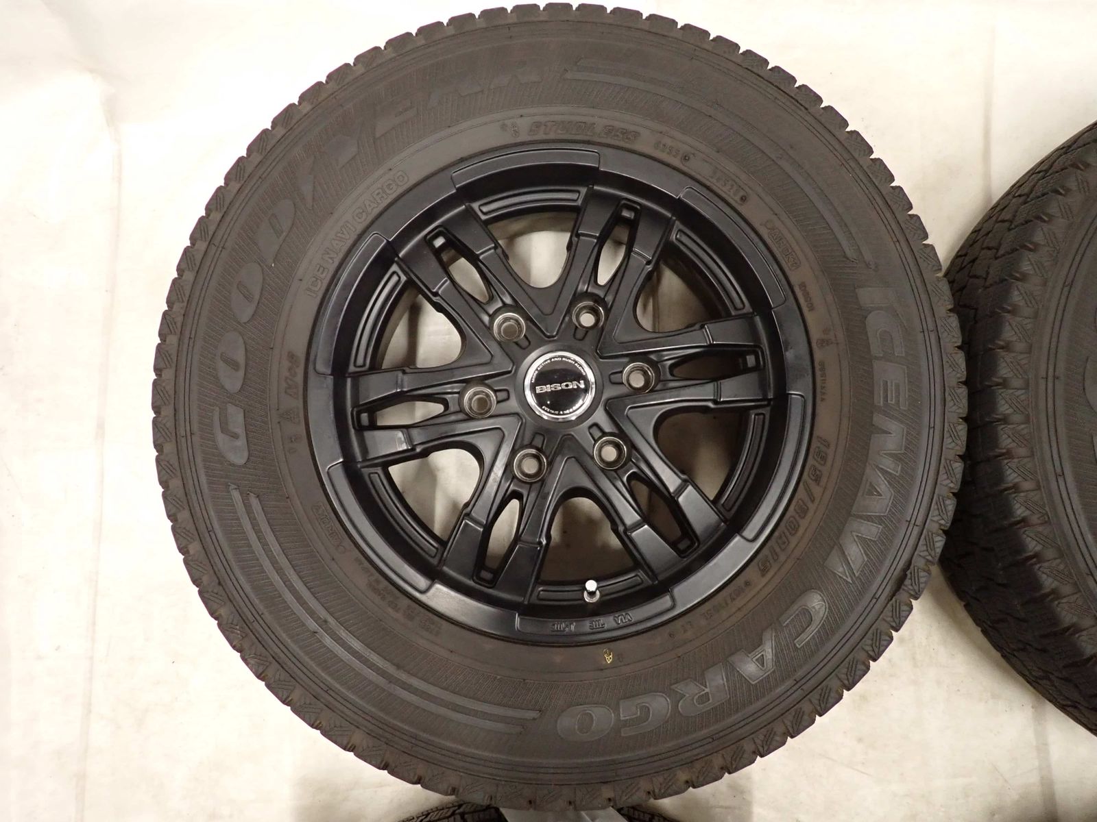 冬4本SET 会社宛 195 80 R 15 6 J 107 105 LT グッドイヤー アイスナビ カーゴ 2020年製 アルミ ハイエース レジアスエース NO F 4994