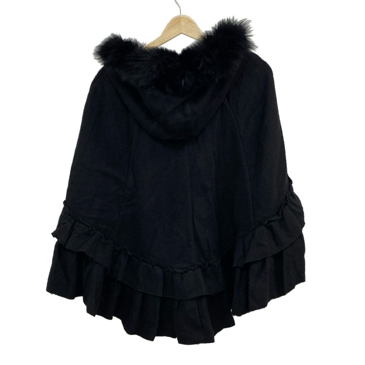 最も安い TO BE CHIC(トゥービーシック) ポンチョ レディース美品 - 黒