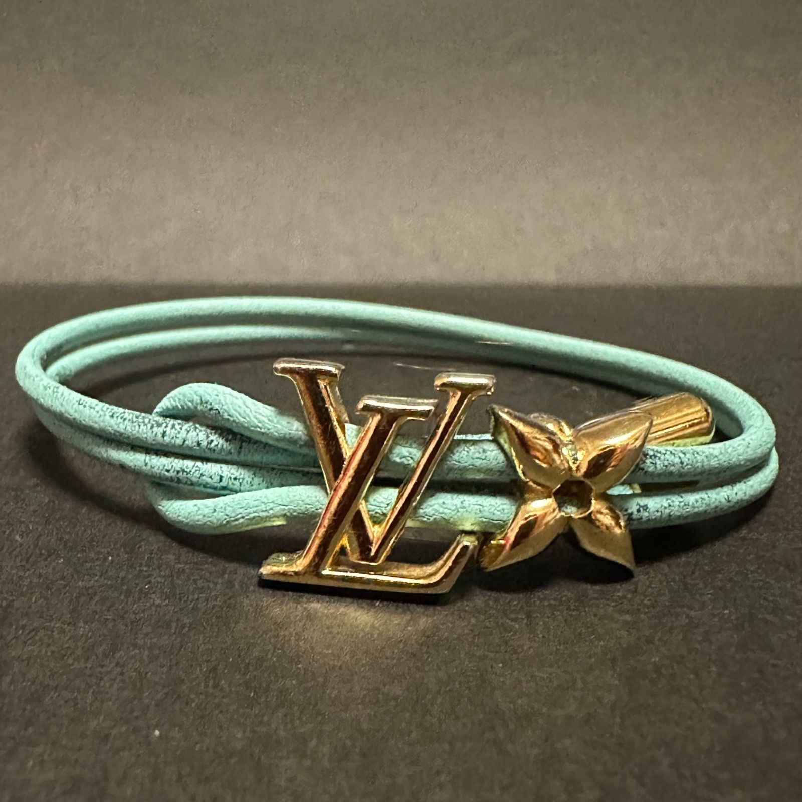 ルイヴィトン LOUIS VUITTON ブレスレット ブラスレLVブルーム