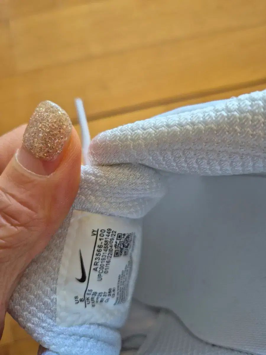  ナイキ ショックス 白 銀 スニーカー その他 靴