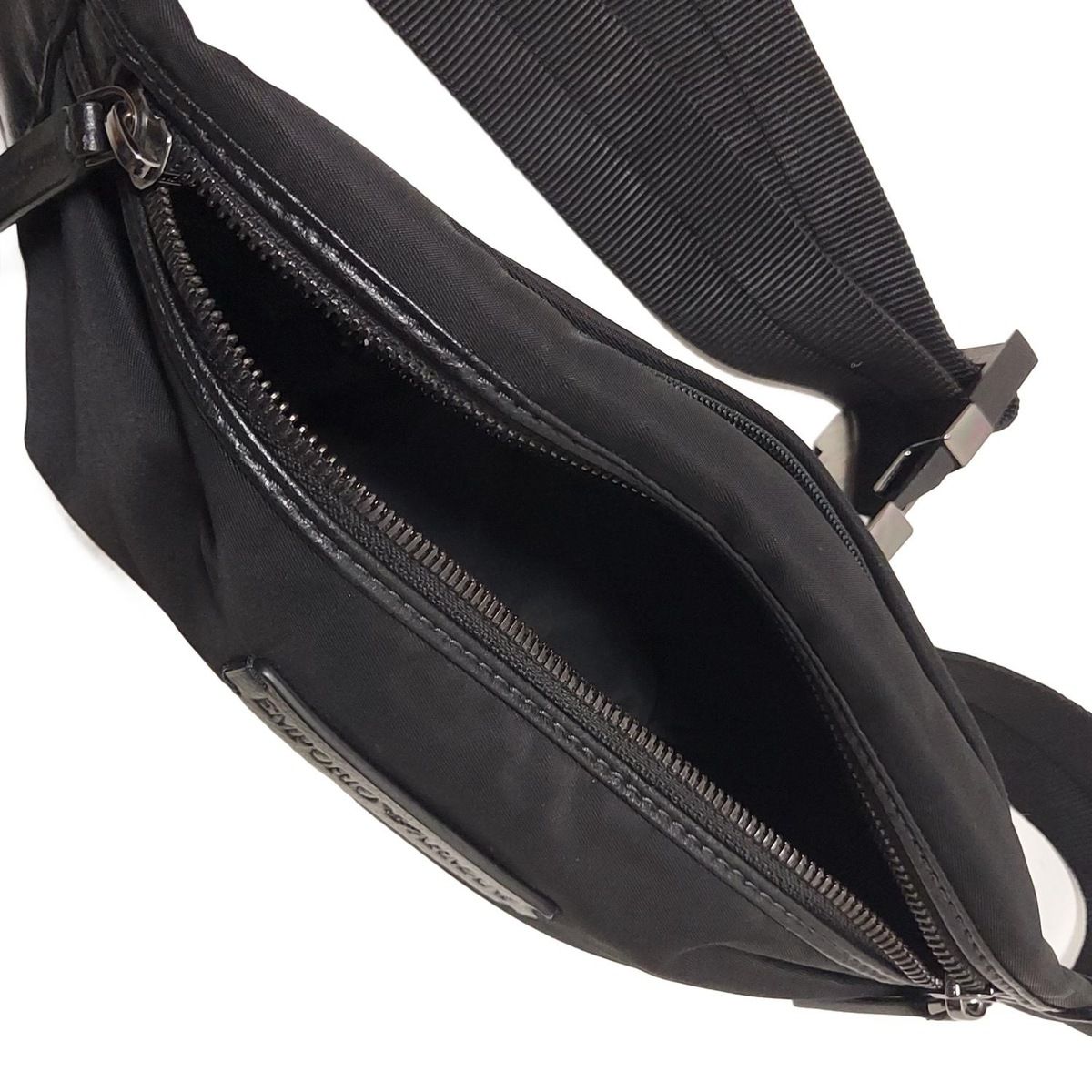  EMPORIOARMANI エンポリオアルマーニ ウエストポーチ - 黒 レザー ボディバッグ ウエストポーチ バッグ
