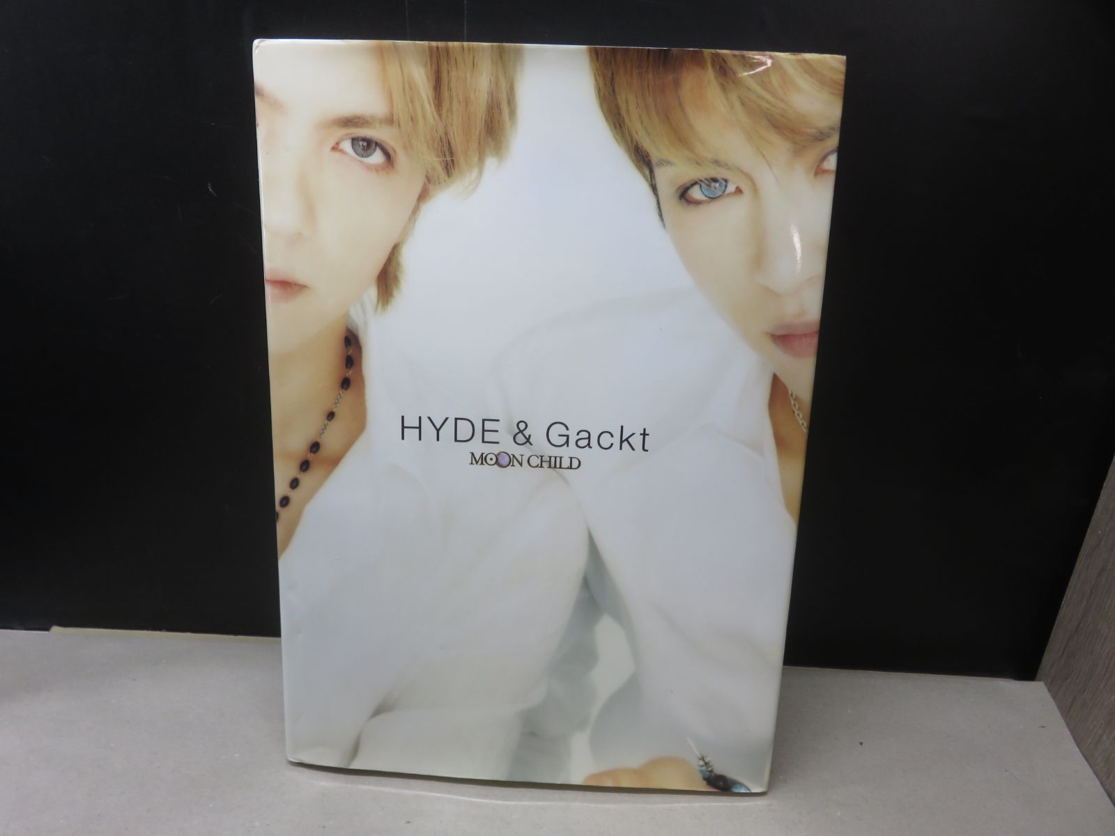 写真集】Hyde & Gackt MOON CHILD ※一部汚れあり - メルカリ