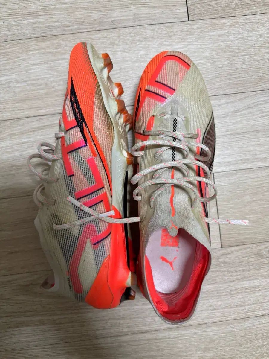 プーマ ウルトラ 5 FG 285