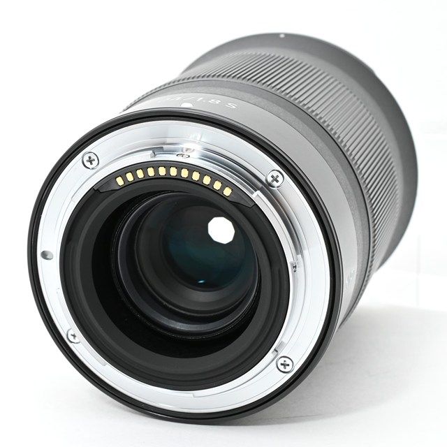 広角単焦点レンズ｜高解像×美しいボケ描写｜使用感わずかの