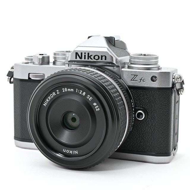 Nikon Z fc Special Edition キット ミラーレス一眼カメラ NIKKOR 28 mm f 2 8 SE 付属 シャッター 元 き バーコード切り抜きあり