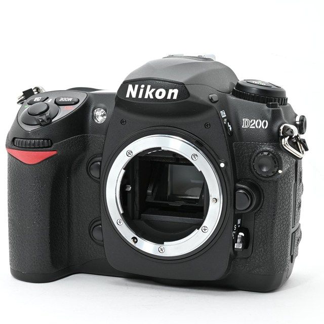 良品＞ Nikon D200 ボディ｜シャッター数16,000枚｜付属品完備｜堅牢