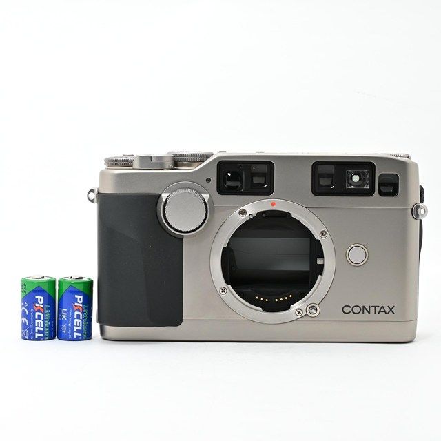 CONTAX G2 シルバー レンジファインダーカメラ レンズ2本/ストロボ付 CONTAX G2 シルバー レンジファインダーカメラ レンズ2本/ストロボ付