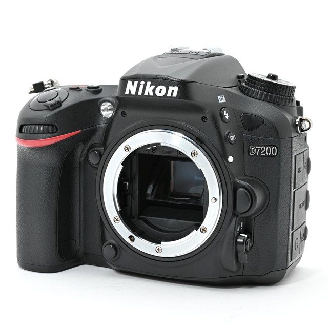 美品＞ Nikon D7200 ボディ｜シャッター数8,739枚｜高画素APS-C一眼