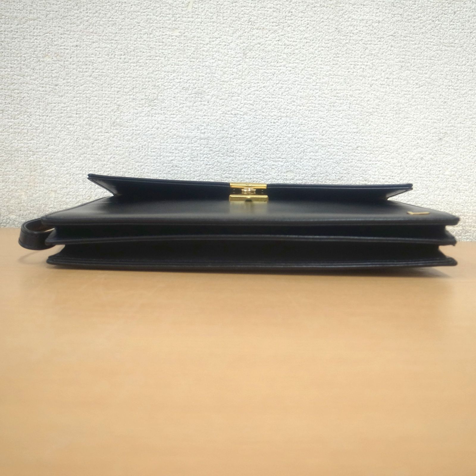LANCEL ランセル セカンドバッグ クラッチバッグ ゴールド金具 鍵付き 