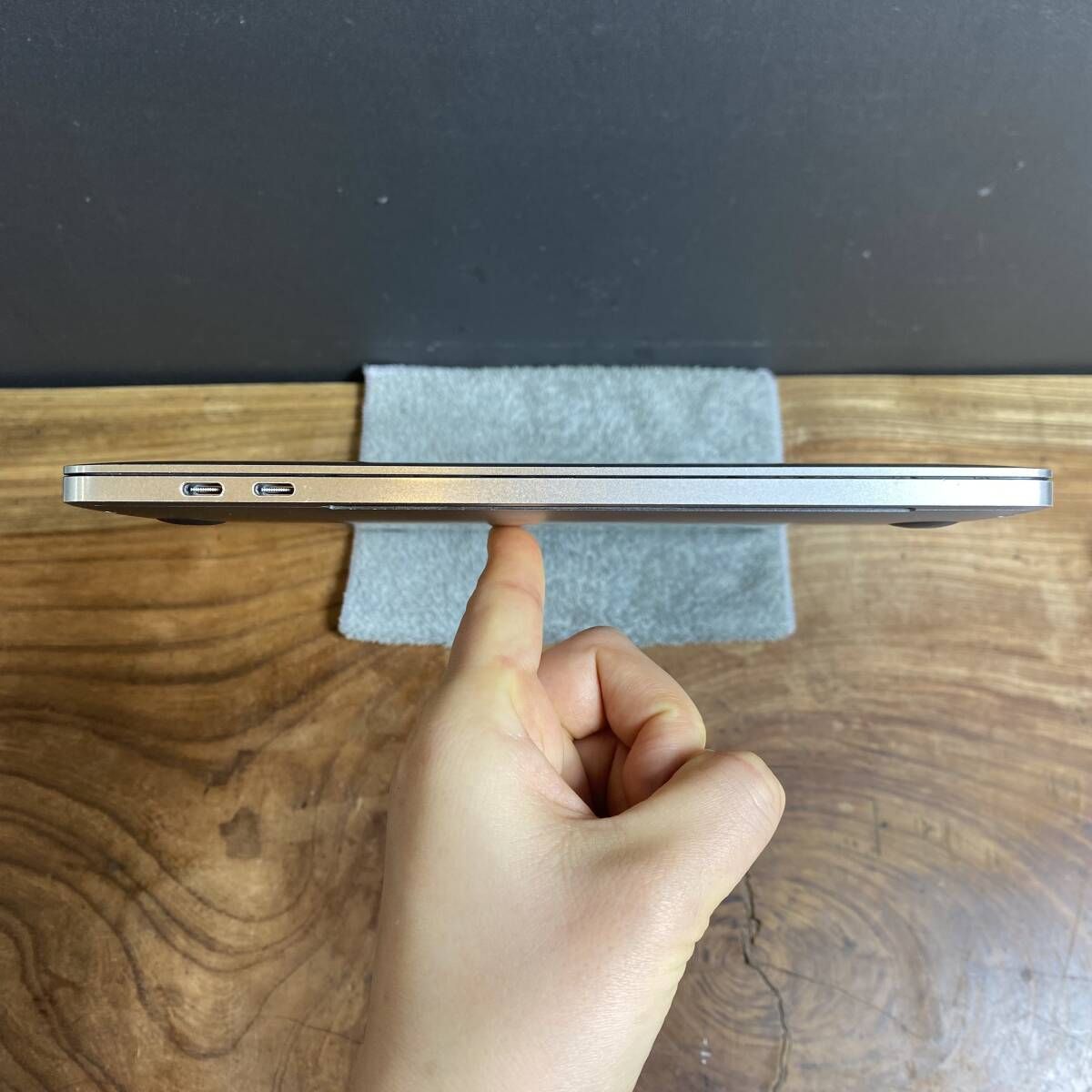 新品バッテリー］Apple MacBook Pro 13inch 2017/Core i7 3.5GHz