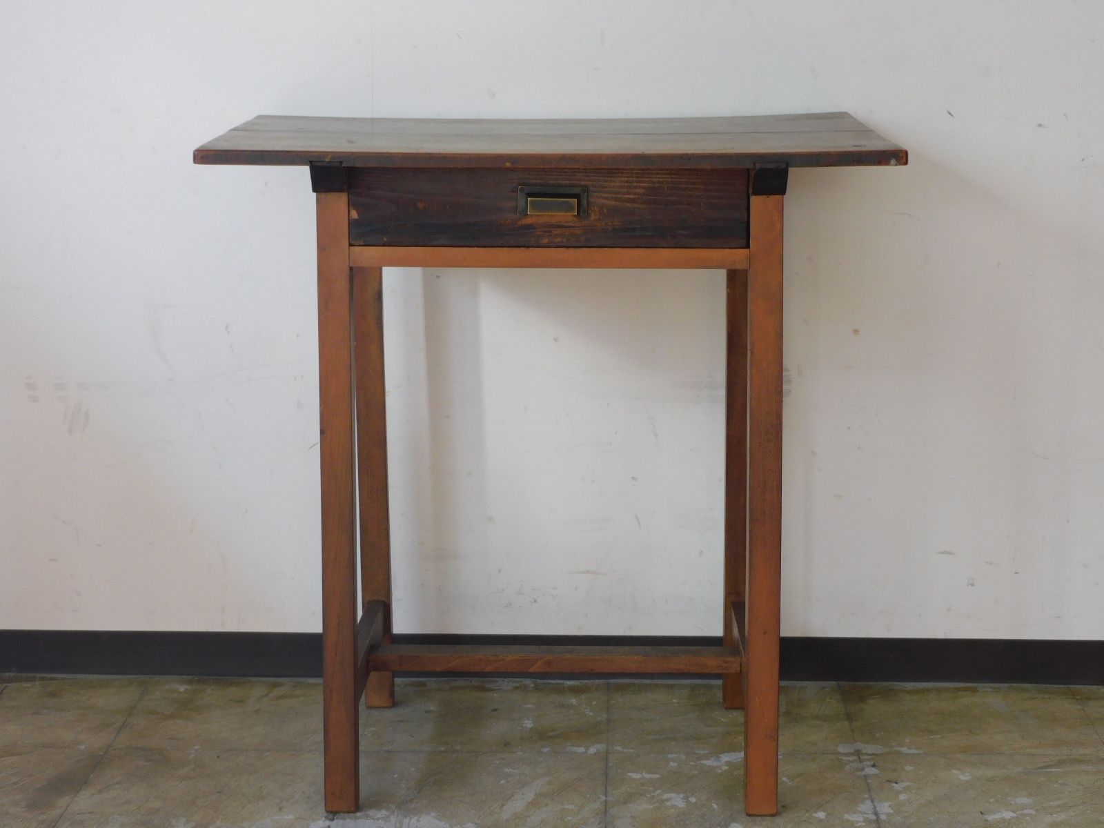 ふるいテーブル