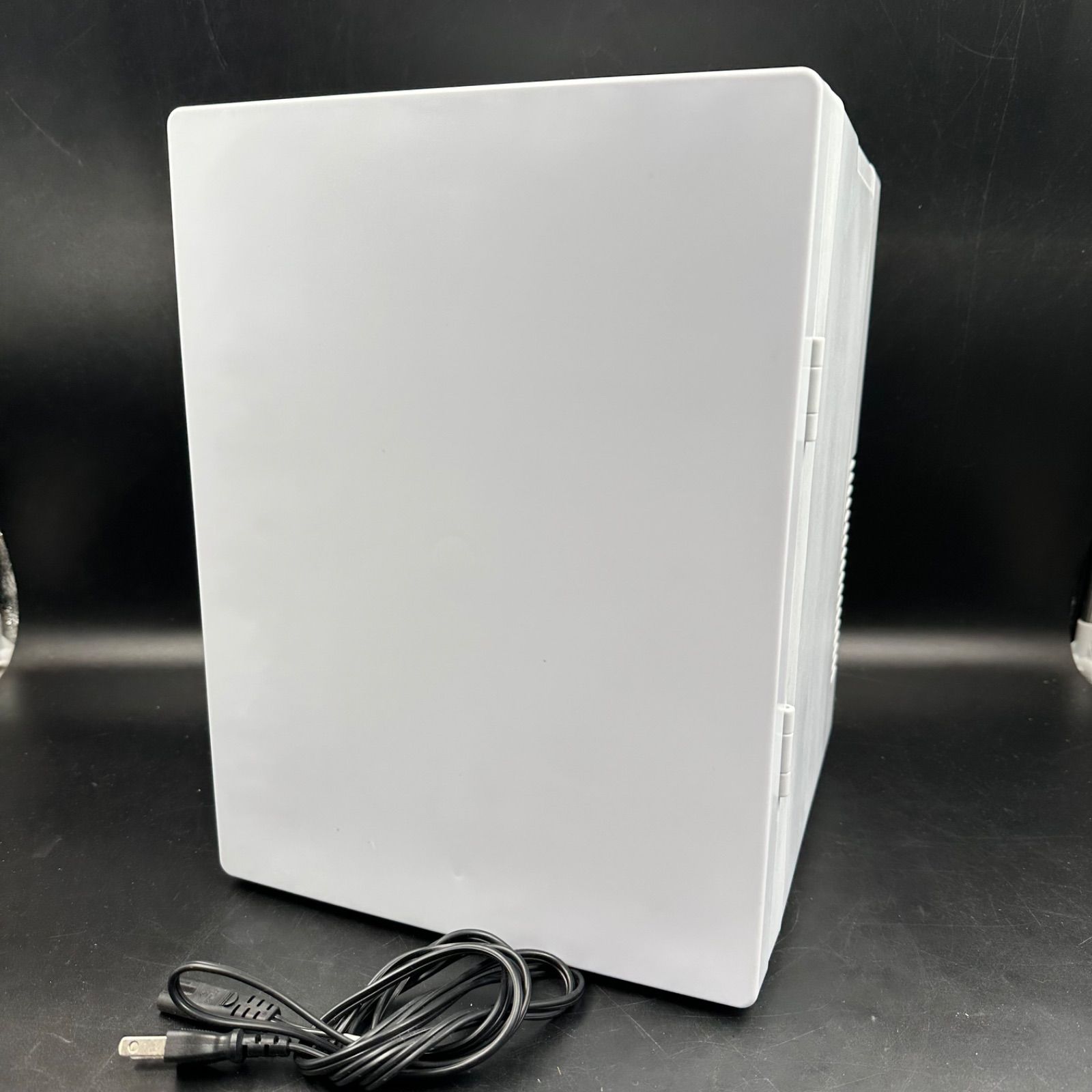 美品 アズマ　ポータブル冷温庫 EAR-802 20年製　8L 冷蔵庫 アズマ ポータブル冷温庫 EAR-802 2019年製 8L 冷蔵庫 - メルカリ