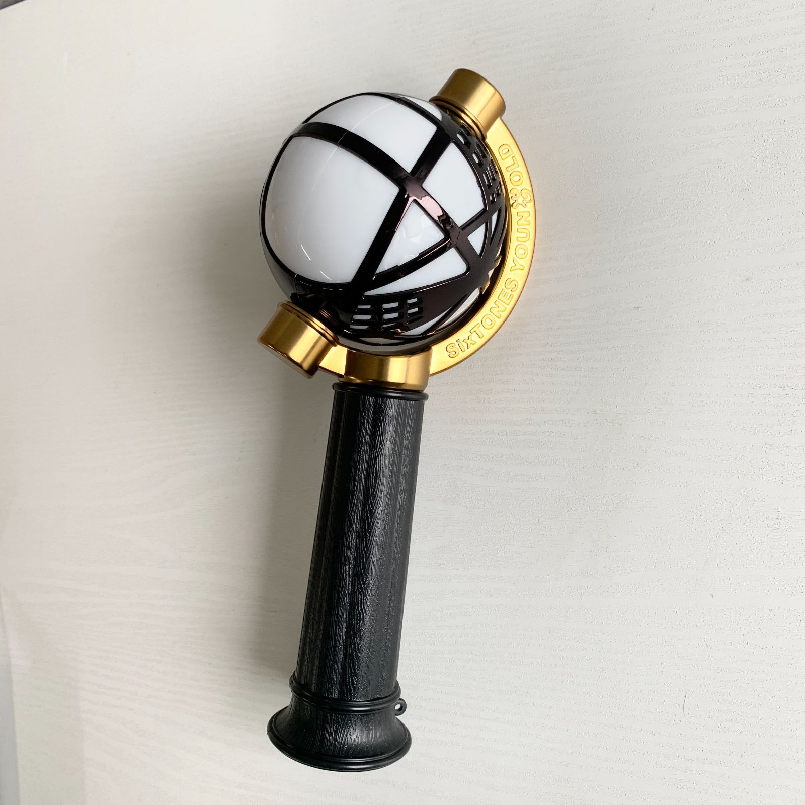 SixTONES LIVE TOUR 2025「YOUNG OLD」公式ペンライト - メルカリ