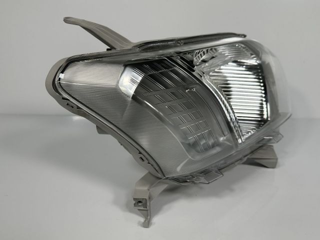 ほぼ美品　サクシード NCP160V 右ヘッドライト 81130-52J50 美品 プロボックス/サクシード NCP160V NSP160V ファミリア NCP160M