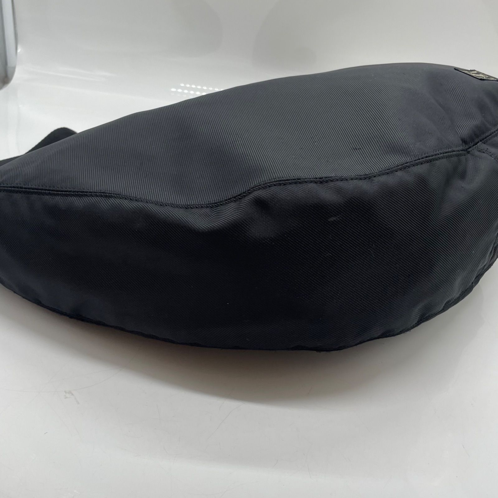 BN7210□PORTER ポーターROUND SHOULDER BAG(L) ハーフムーン型 半月型