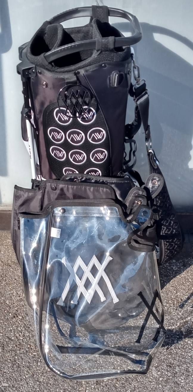 品 Anewゴルフ A DESIGN STUDIO キャディバック ブラックホワイト
