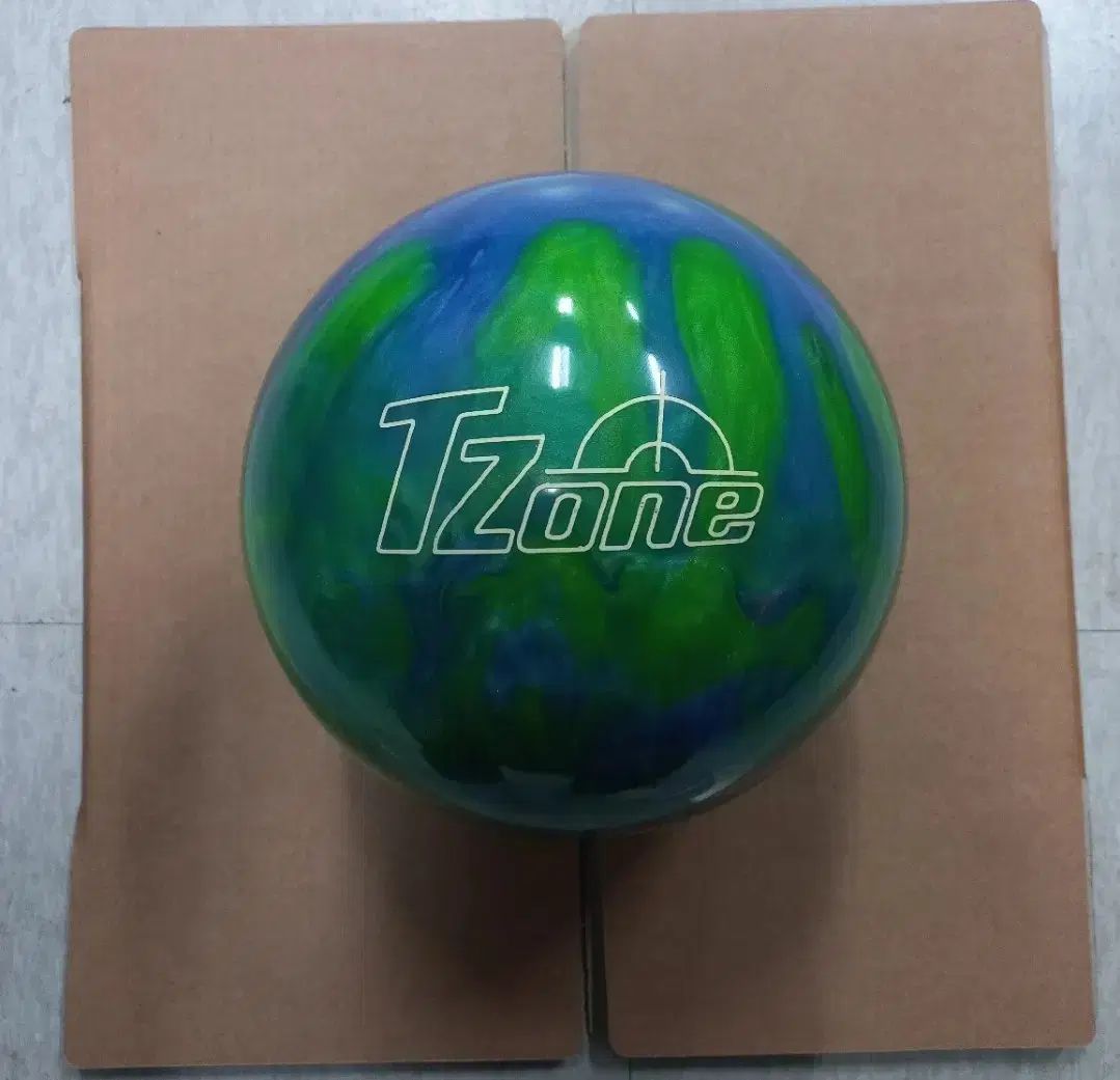 復元ボール ボーリングボール Tシャツジョーン スペアボール 14 P