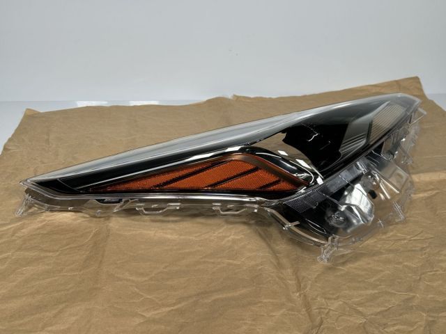 新品/美品 50系 プリウス ZVW50 ZVW51 ZVW55 後期 純正 右ヘッドライト