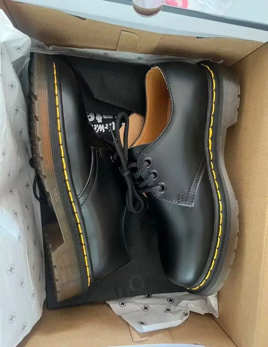 DR. MARTENS ドクターマーチン 1461 スムース 235