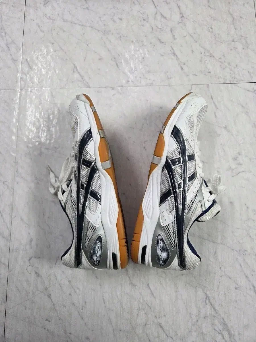 アシックス ローテ リー FU 5 白 紺 ブルー 260