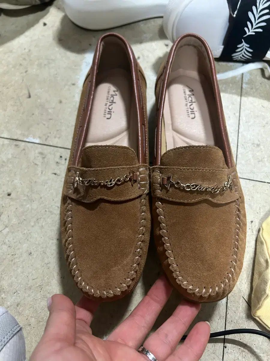 TANDY タンディ スウェード ローファー 235 240 cm