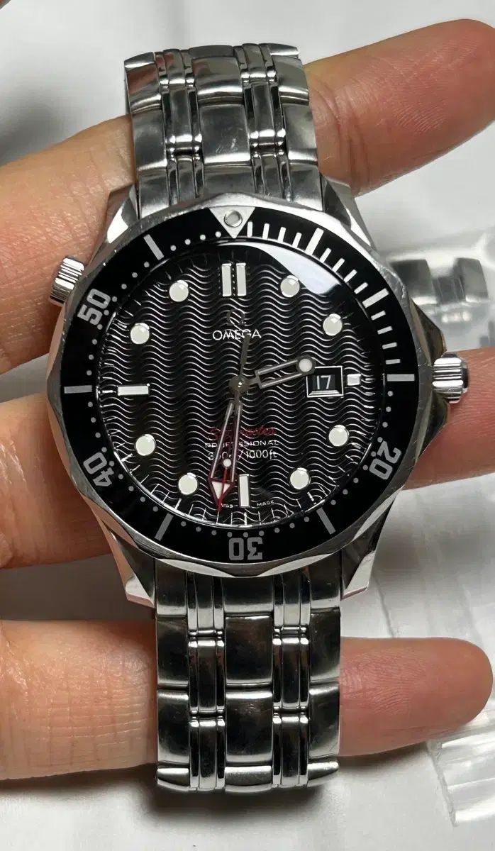 オメガ シーマスター 300 クオーツ 41 mm