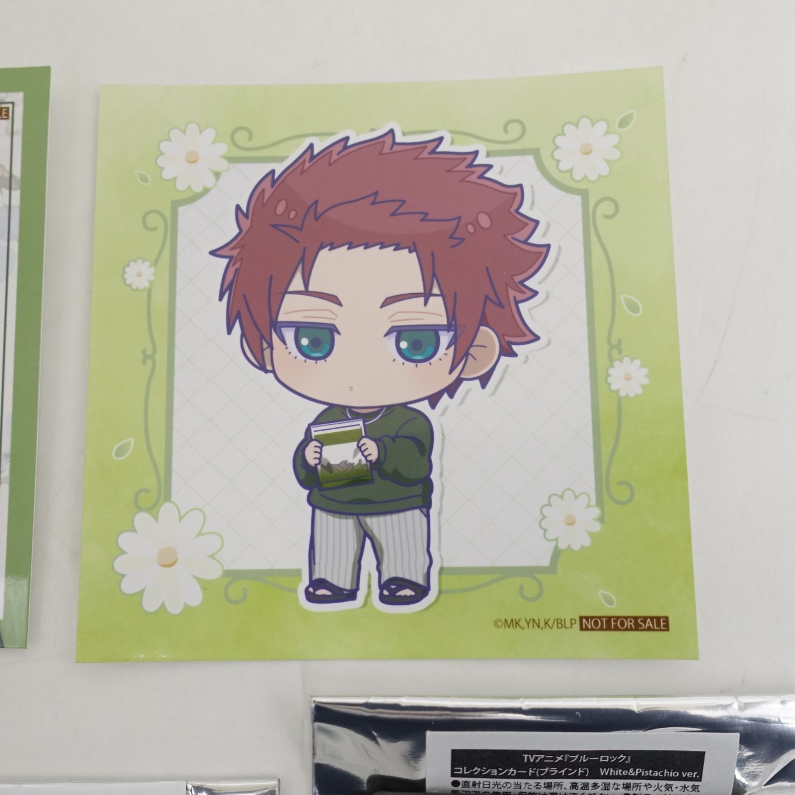 ブルーロック 糸師冴 缶バッジ カード フォト トレカ ましかく