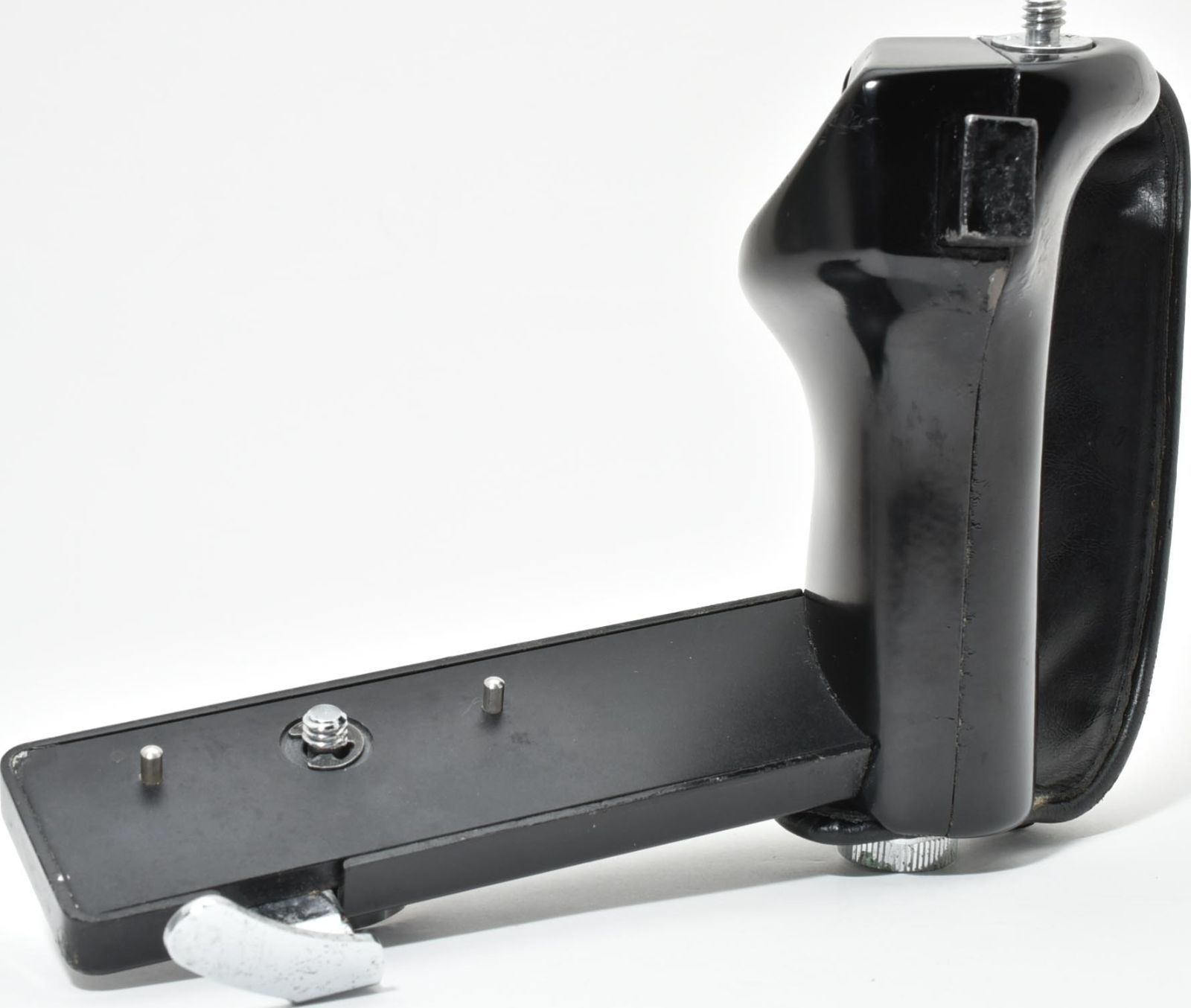 L18[7170] マミヤ MAMIYA レフト ハンドグリップ RB67 RZ67 M645用 中