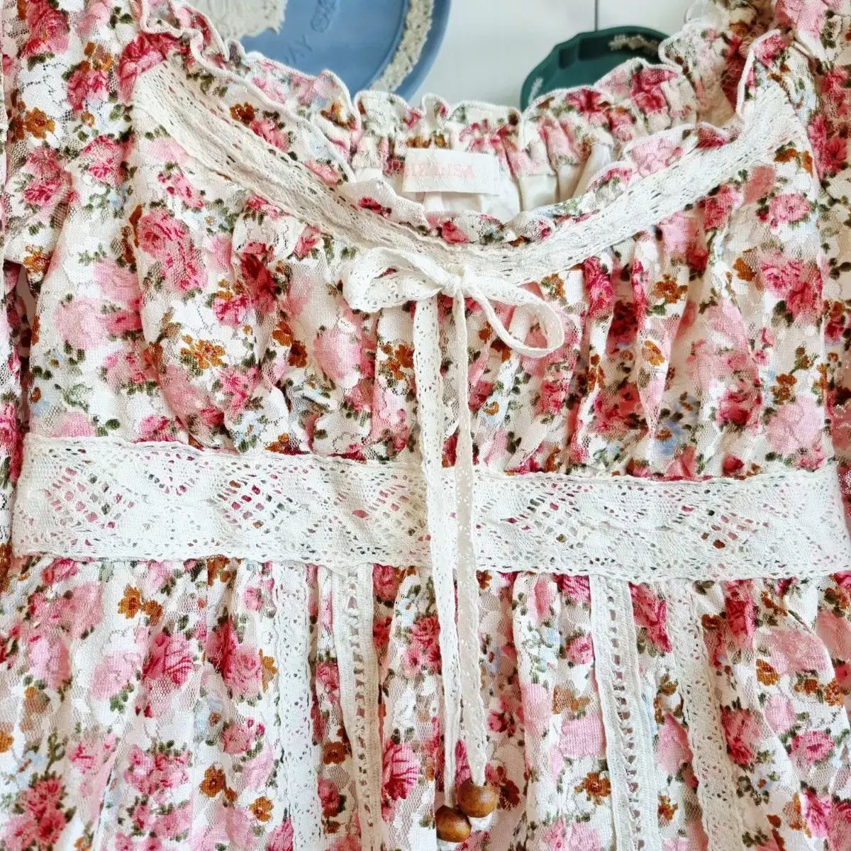 リズリサ LIZ LISA オフショルダーワンピース