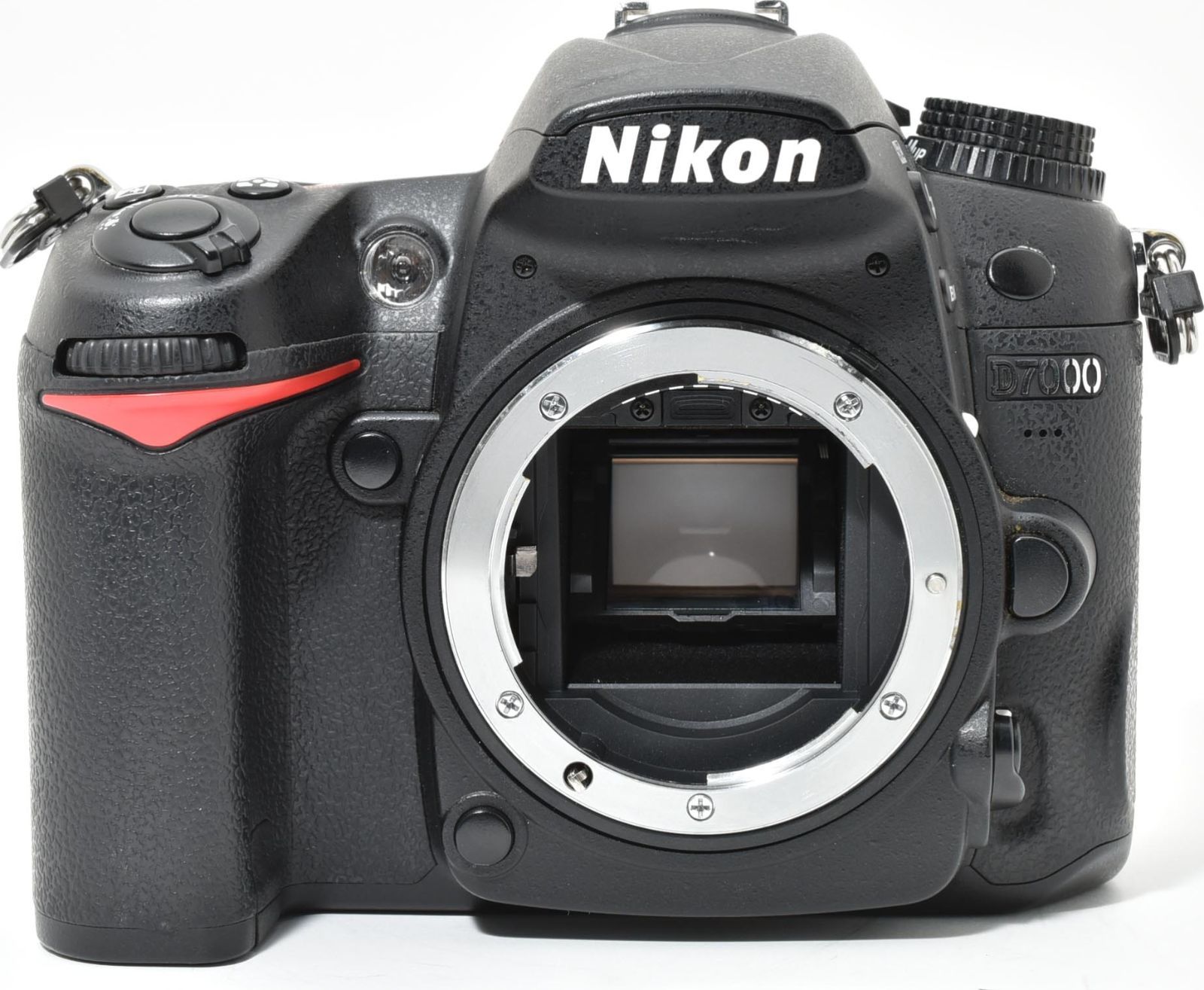 L18[7145A]15☆極美品☆ ニコン Nikon D7000 ボディ 【ショット数