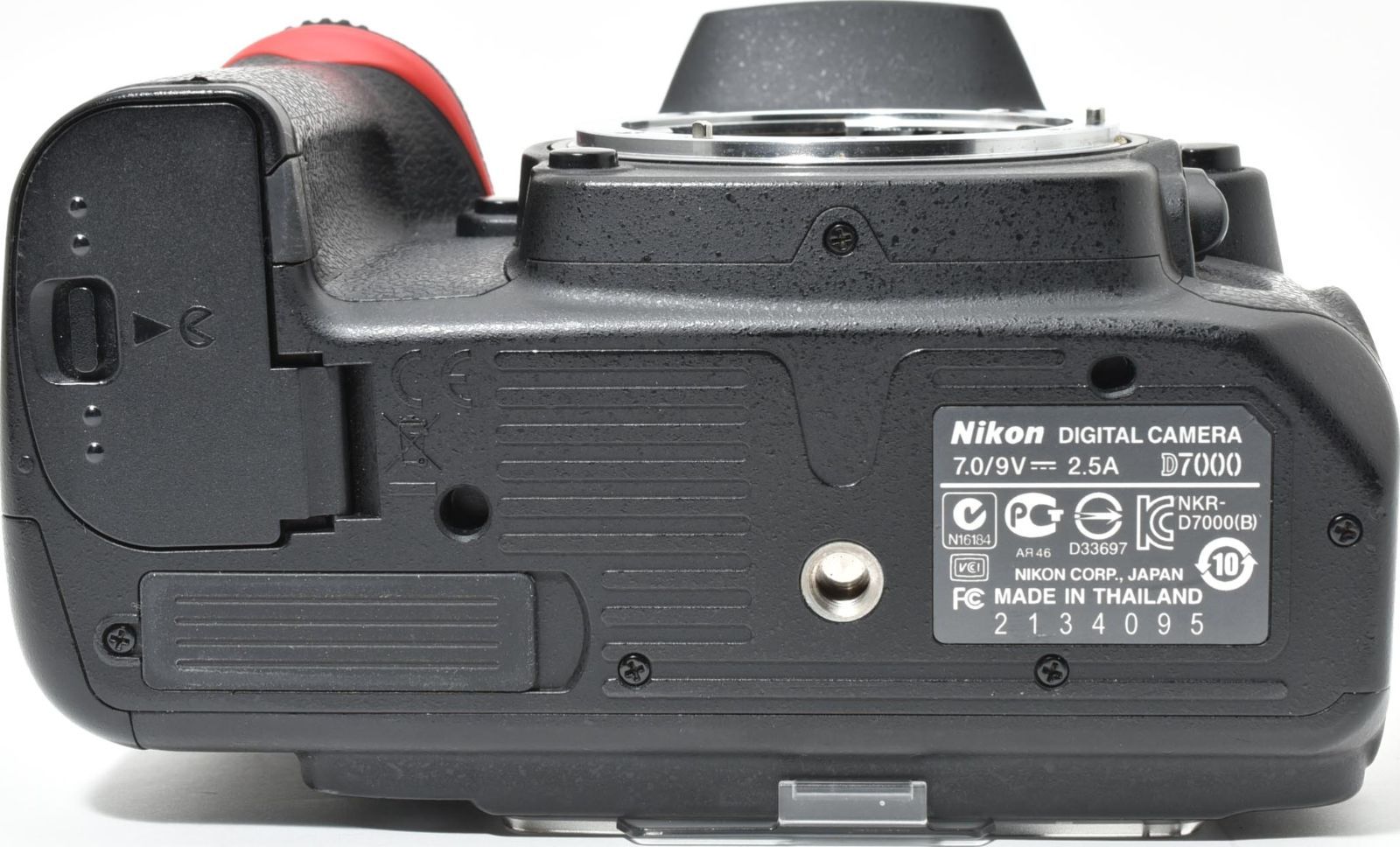 L18[7145A]15☆極美品☆ ニコン Nikon D7000 ボディ 【ショット数