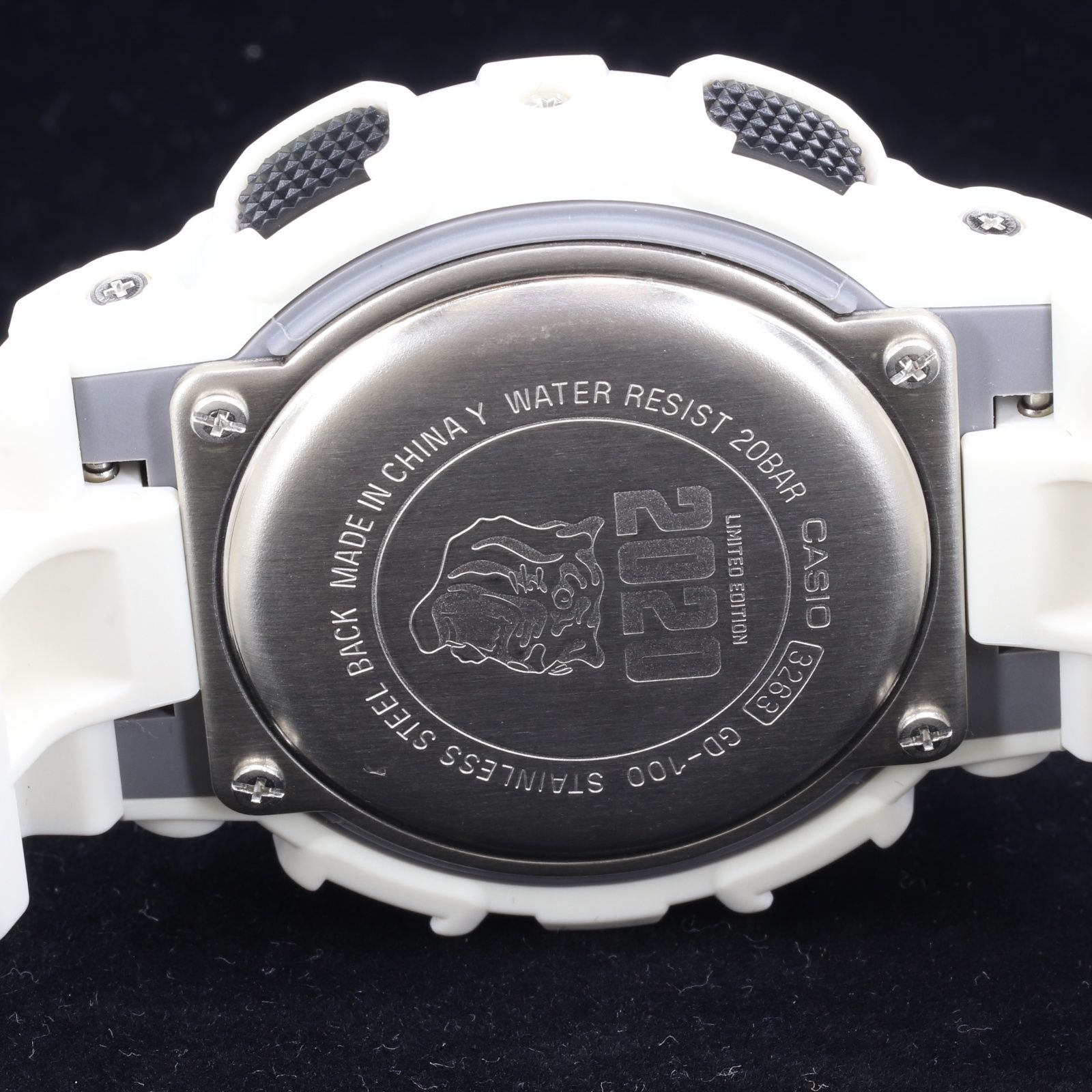 ITZE9LSCDUDS 未使用 CASIO Gショック GD-100HTG20-7JR 阪神タイガース