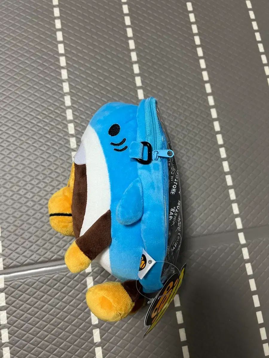 A BATHING APE シャーク ぬいぐるみ バッグ