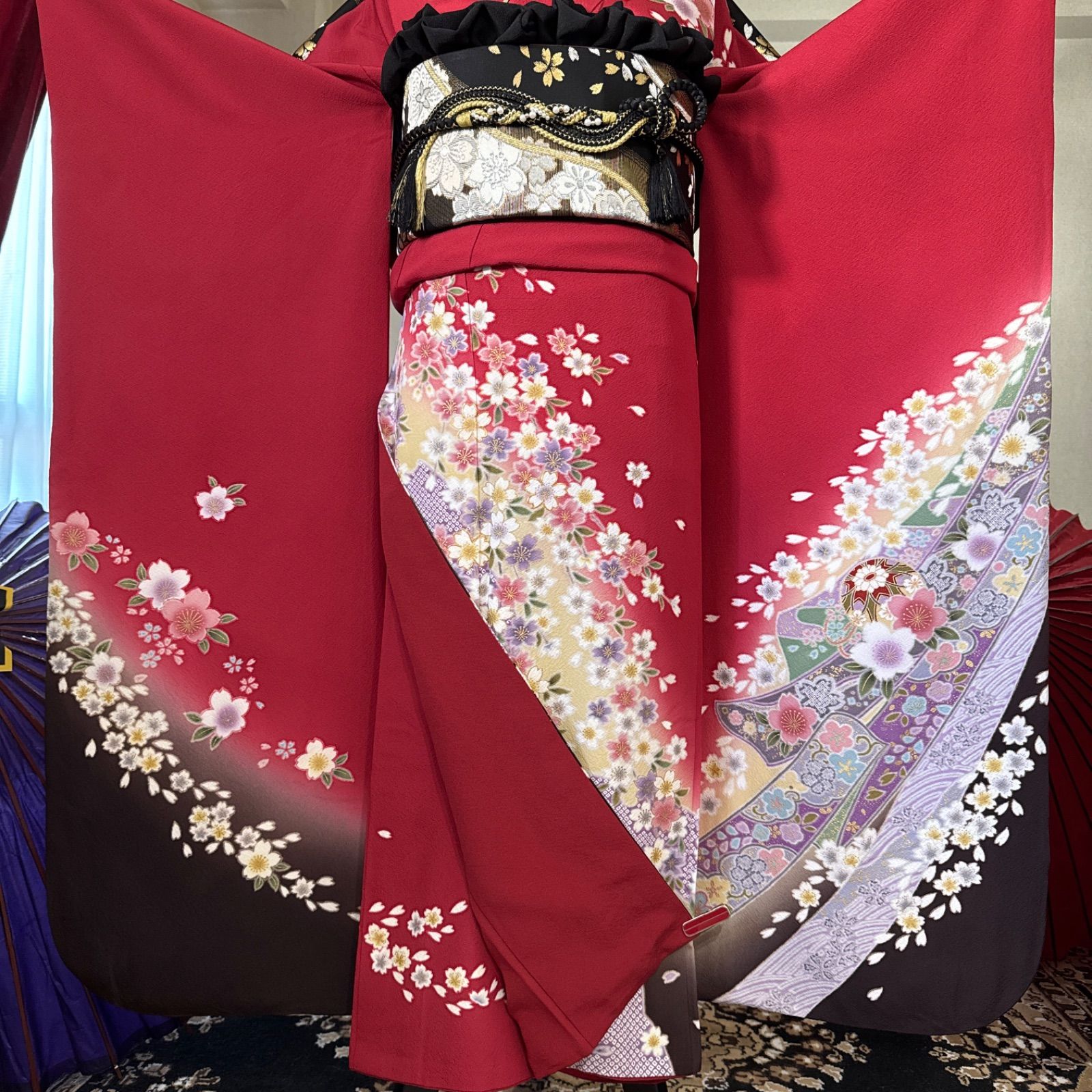 豪華振袖セット(4点)・古典柄(金駒刺繍・枝垂れ桜・雪輪・束ね熨斗