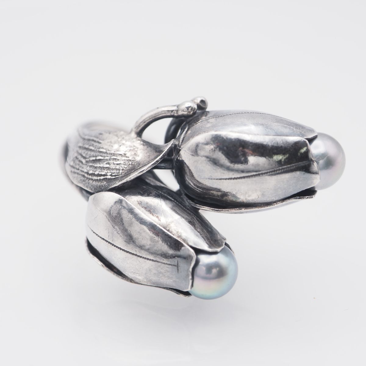 L 446 本真珠 6 mm 2珠 パール 紘 SILVER刻印 リング フラワー グレー系 デザイン シルバー 指輪 ヴィンテージ 誕生石 13号