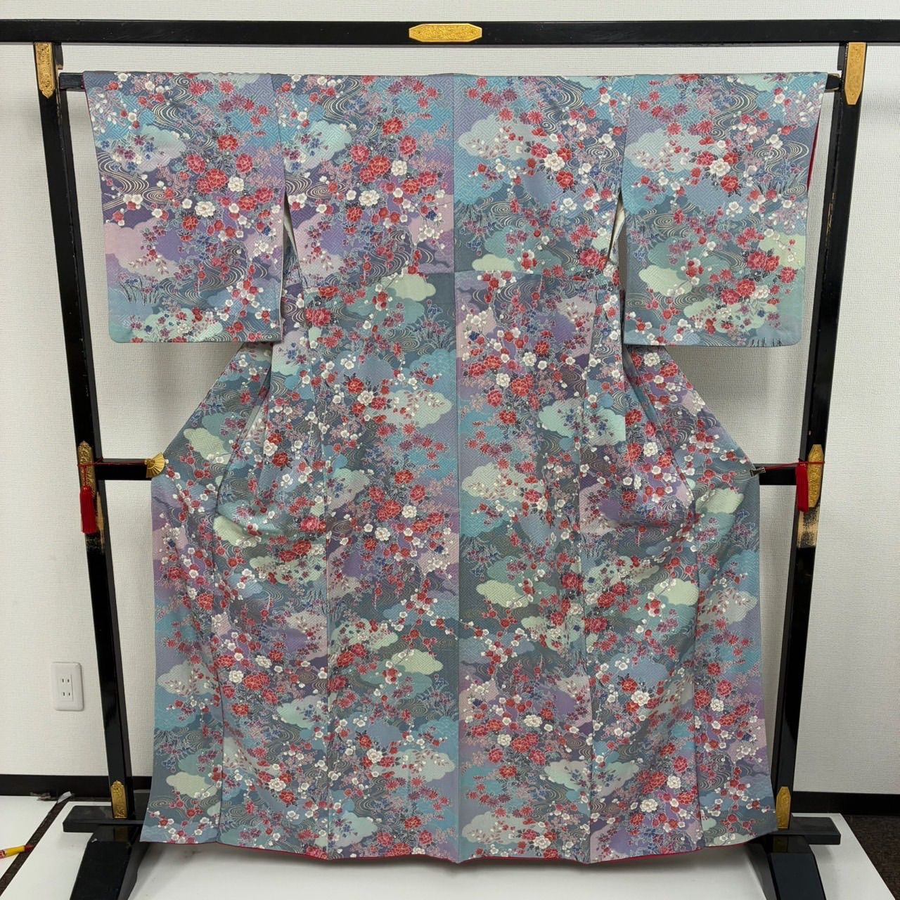 小紋 流水に花柄 裄65.5 縮緬 正絹 着物 MK-2383 - メルカリ