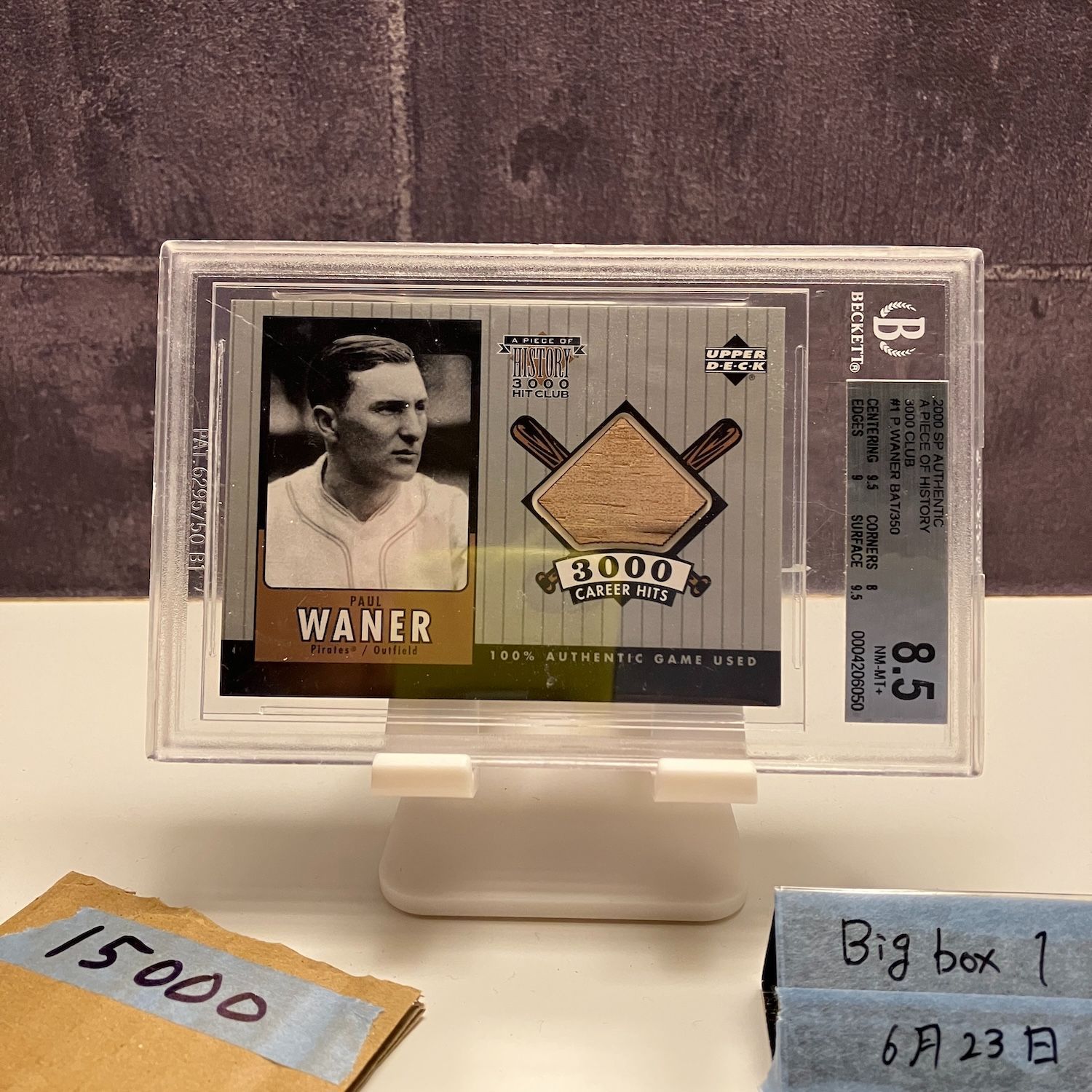 2000 Upper Deck Paul Waner Pittsburgh Pirates A Piece of History 3000 Hit Club Game- バット カード