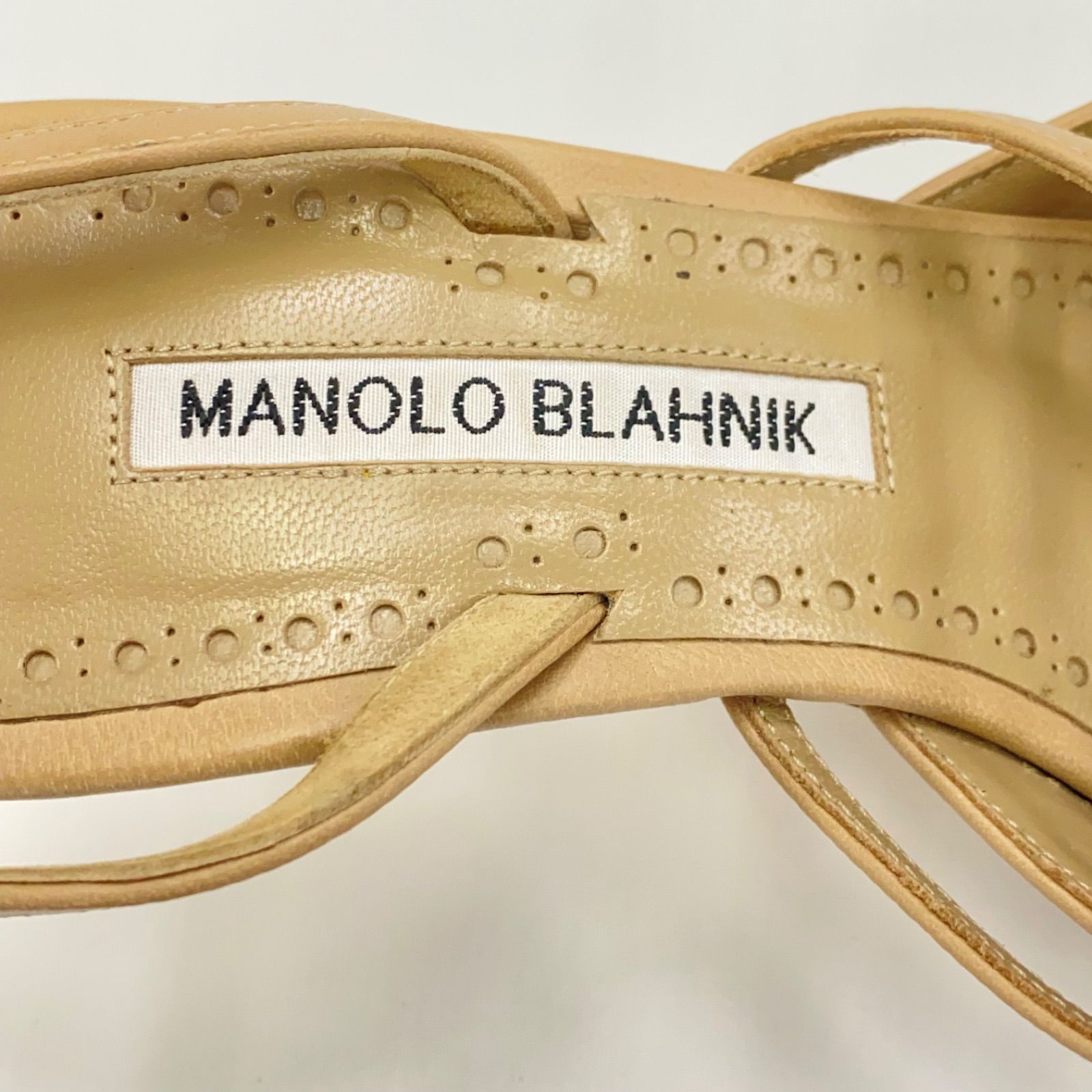 MANOLO
