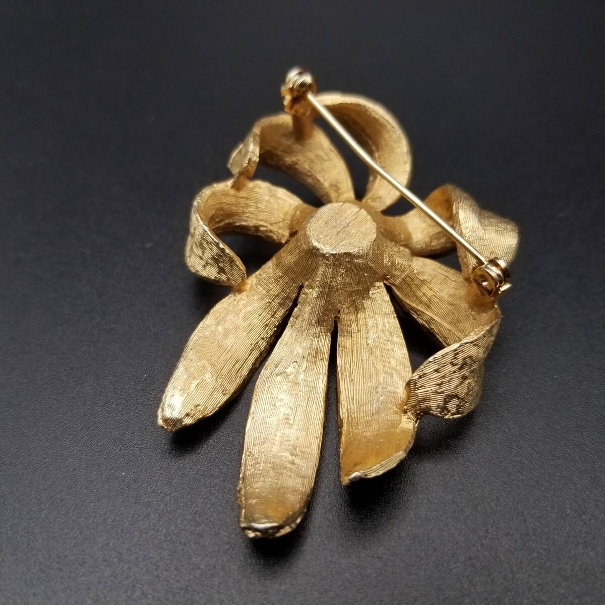 フラワー 植物 ラインストーン装飾 ヴィンテージ ブローチ ゴールド