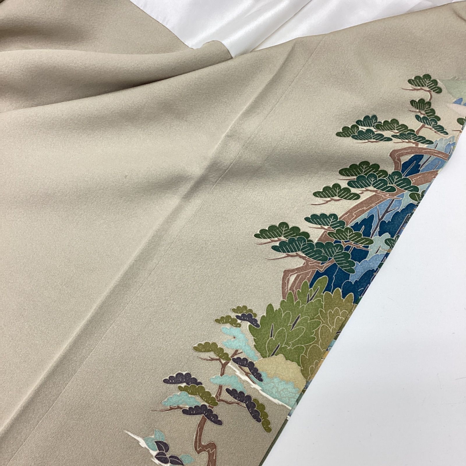 色留袖 比翼なし