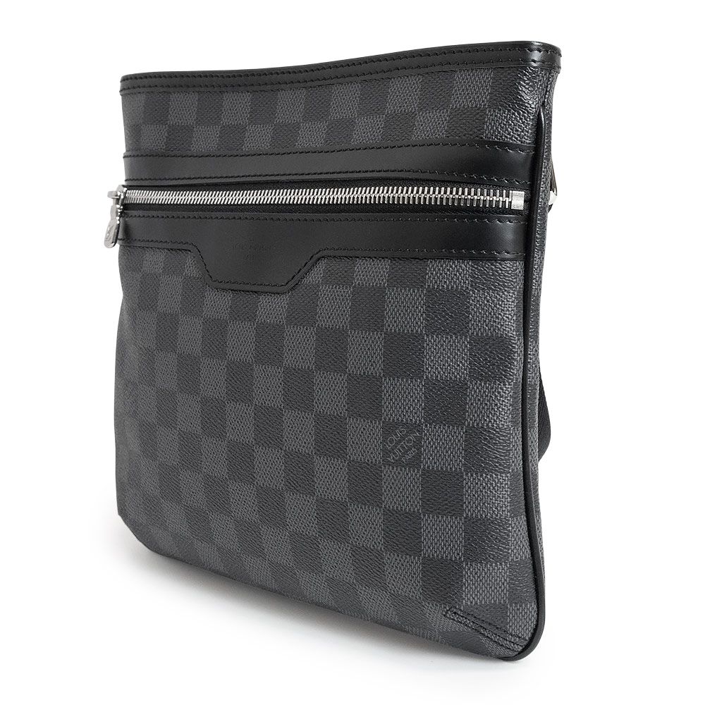 ルイヴィトン トマス ダミエグラフィット ショルダーバッグ 斜め掛け可 ラグジュアリーブランド【LOUIS VUITTON /ルイ ヴィトン】より、軽量で