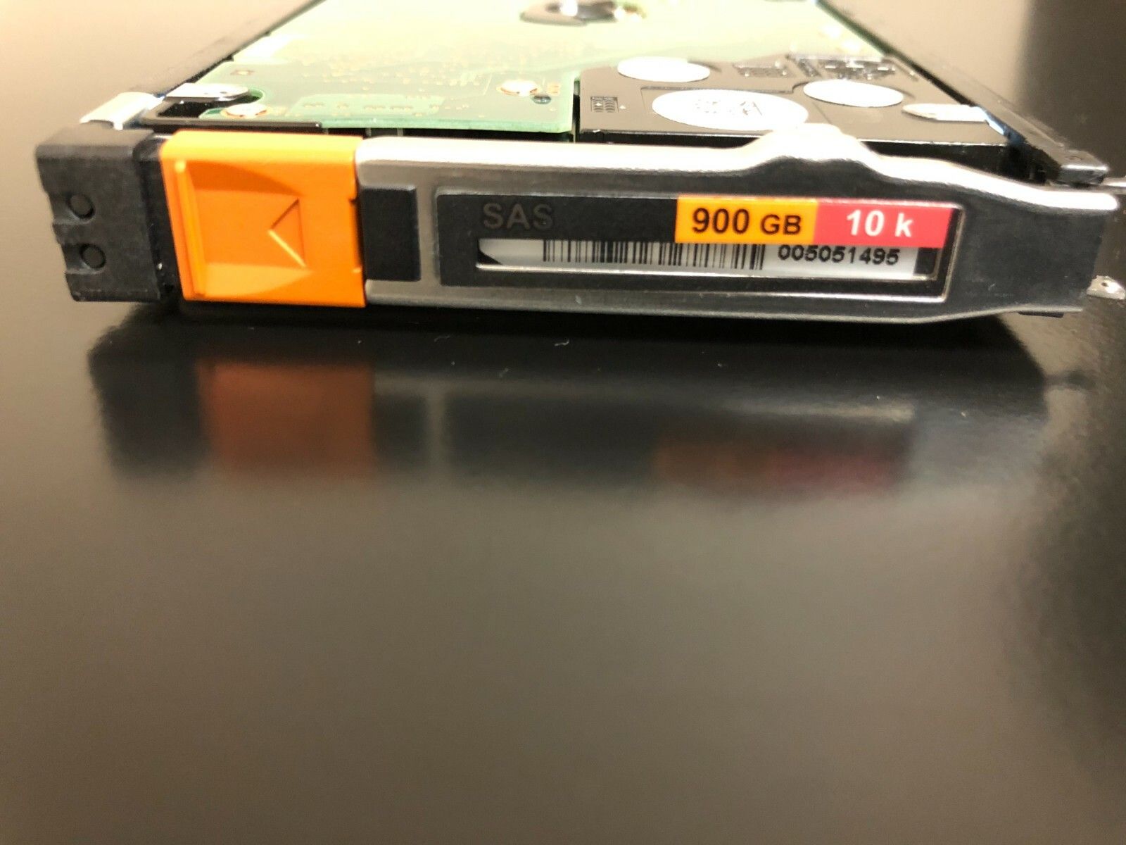 1年保証 再生品 EMC 900 GB 10 K 2 5 520 bps SAS HDD DriveVMAX