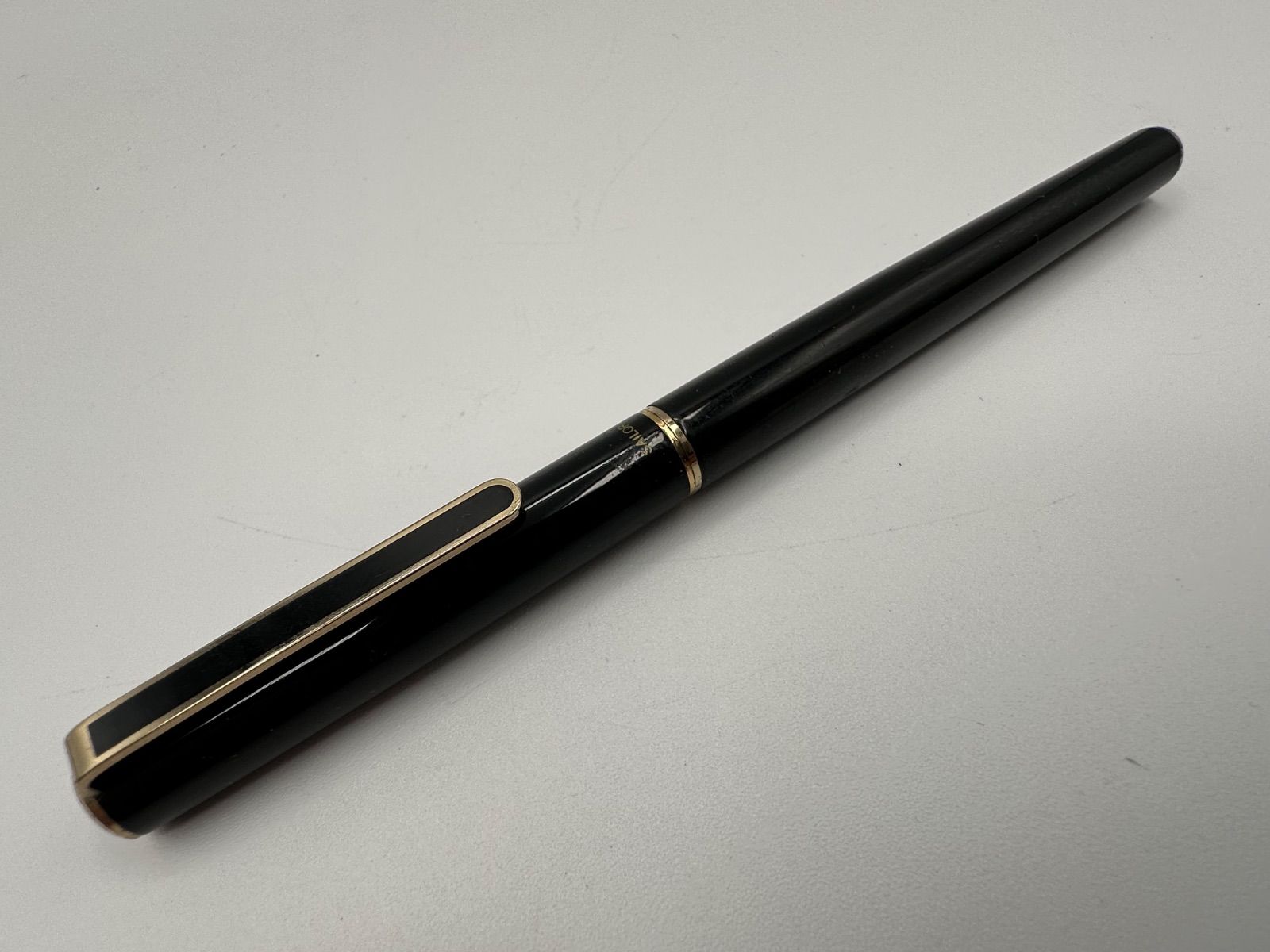 L 96 e SAILOR 万年筆 2点 まとめ セーラー ペン先14 K 18 KWG 刻印 金 ゴールド ブラック シルバー