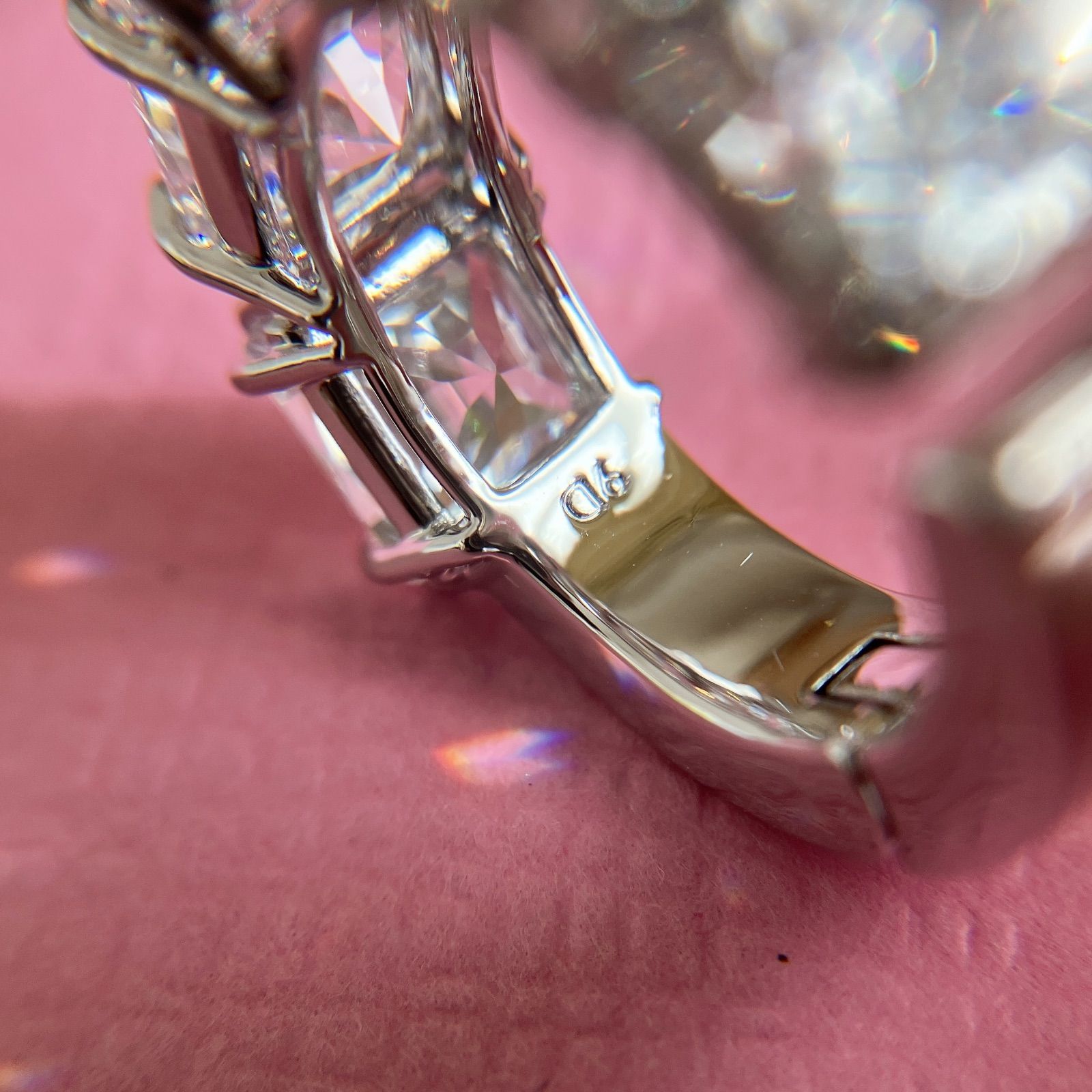 クリップイヤリング