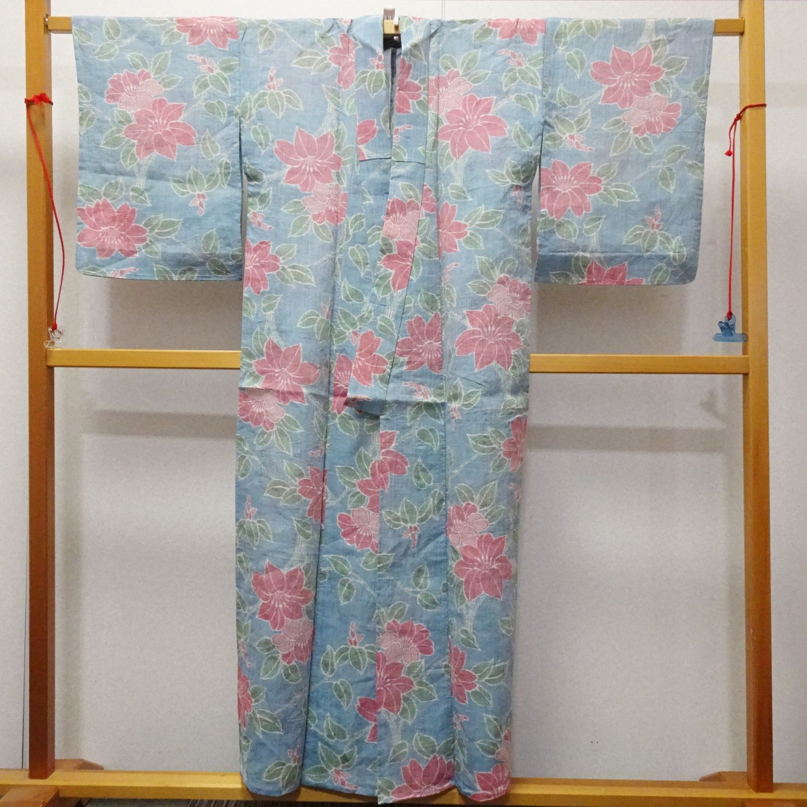 中古 本麻 小千谷縮 着物 花【232300】 - メルカリ 中古 本麻 小千谷縮 着物 花【232300】 - メルカリ