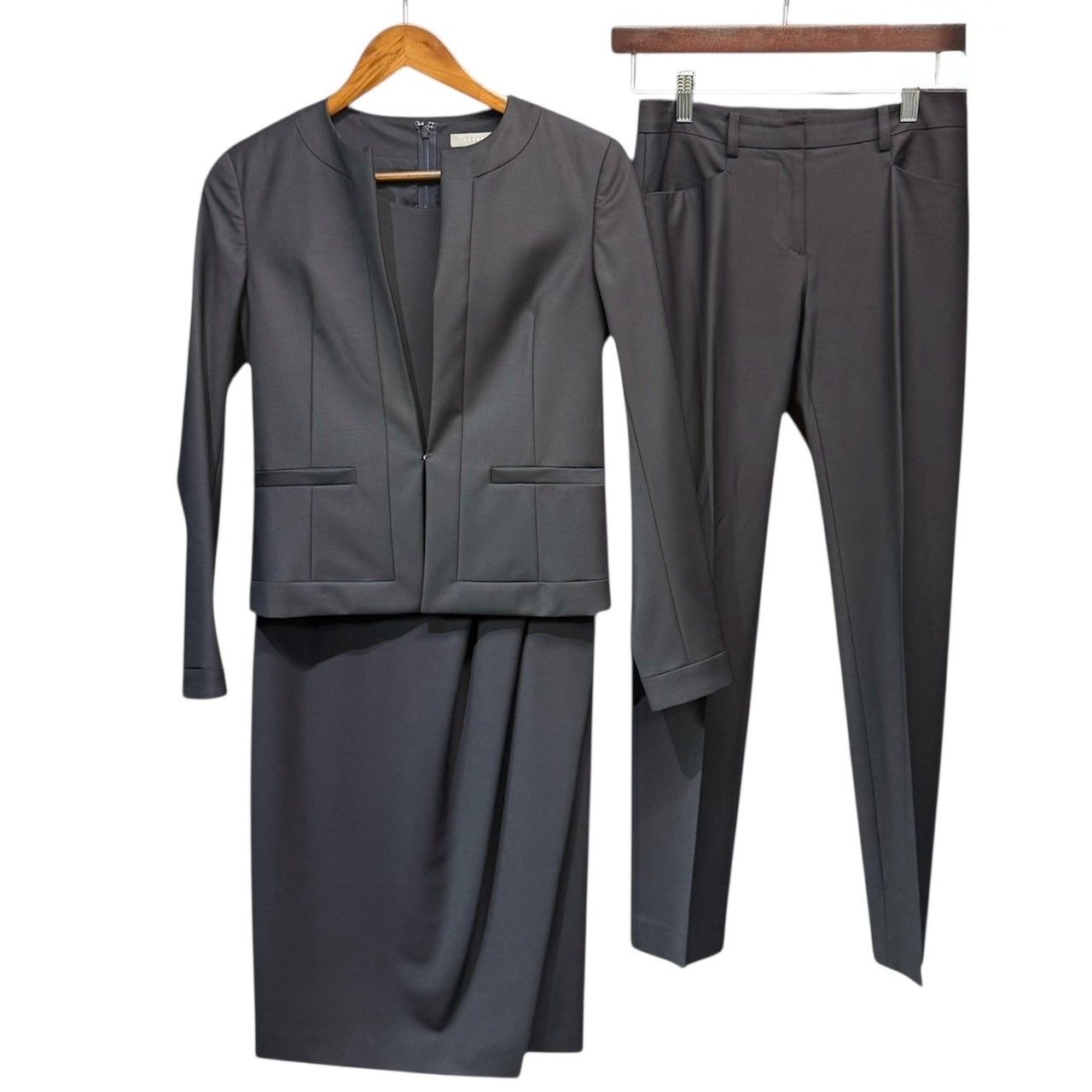 セオリーリュクス　Executive セットアップ　上下サイズ違い　30/32 Theory luxe セオリーリュクス EXECUTIVE ノーカラージャケット ドレス