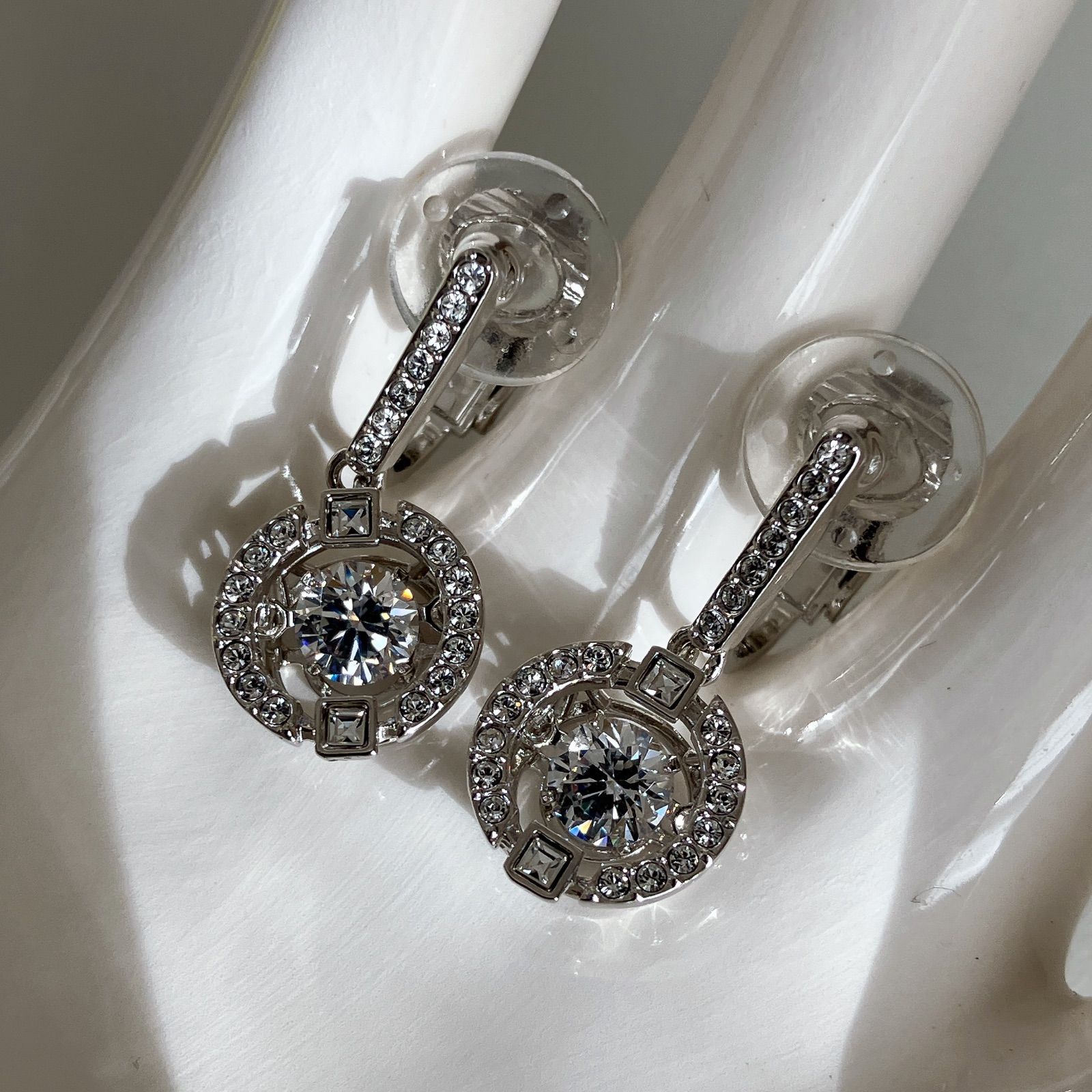 SWAROVSKI スワロフスキー Una Sparkling Dance クリップイヤリング