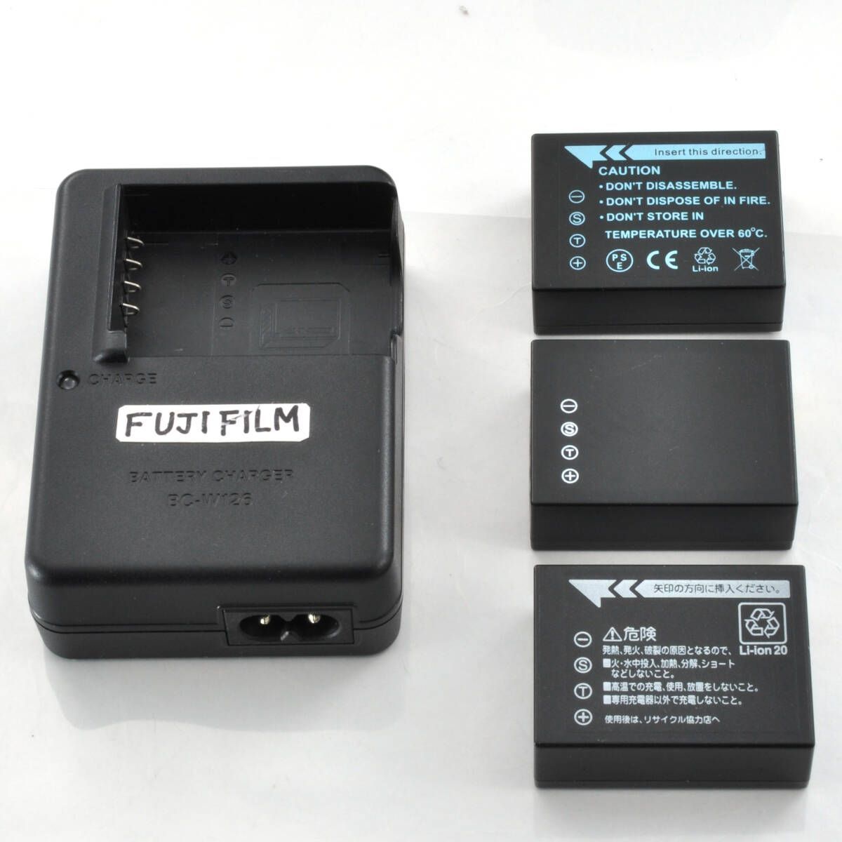 フジフイルム】FUJIFILM FINEPIX HS50 EXR デジタルカメラ バッテリー3