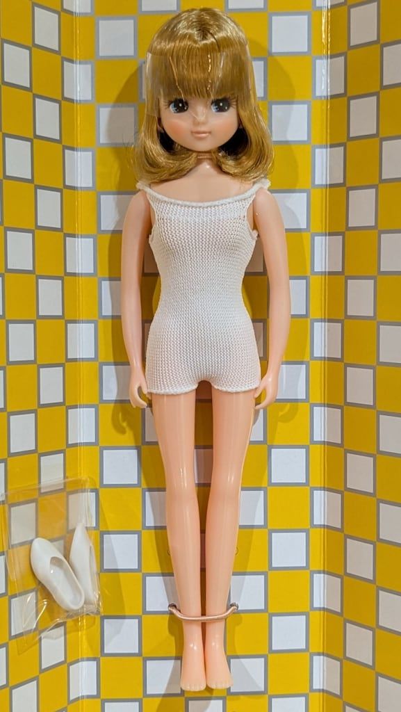 リカちゃんキャッスル 赤いカメラモデル 2013年 20人のお人形服作家 20人のお人形服作家とリカちゃん』第1弾/ドール＆ドレスセット発売の