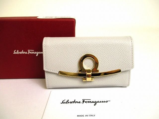 サルバトーレ フェラガモ Salvatore Ferragamo ガンチーニ ゴールド金具 レザー 6連 キーケース メンズ レディース
